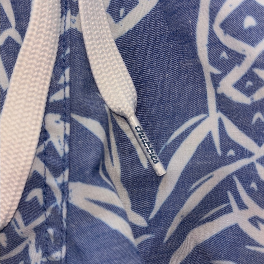 Chubbies Blue and White Pineapple Men's Athletic/swim Shorts small 4” - Picture 4 of 5